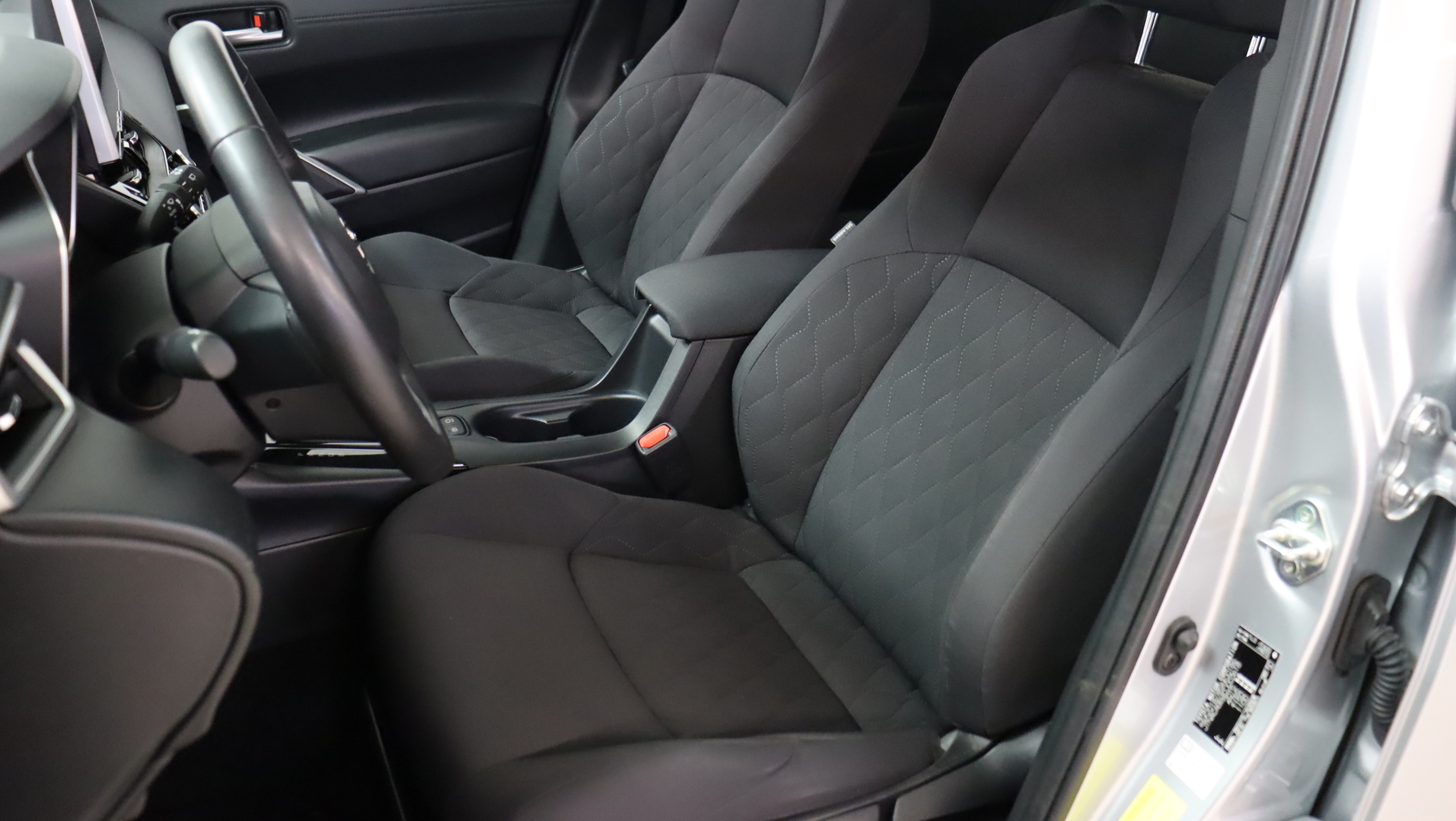 TOYOTA Corolla Cross 2023