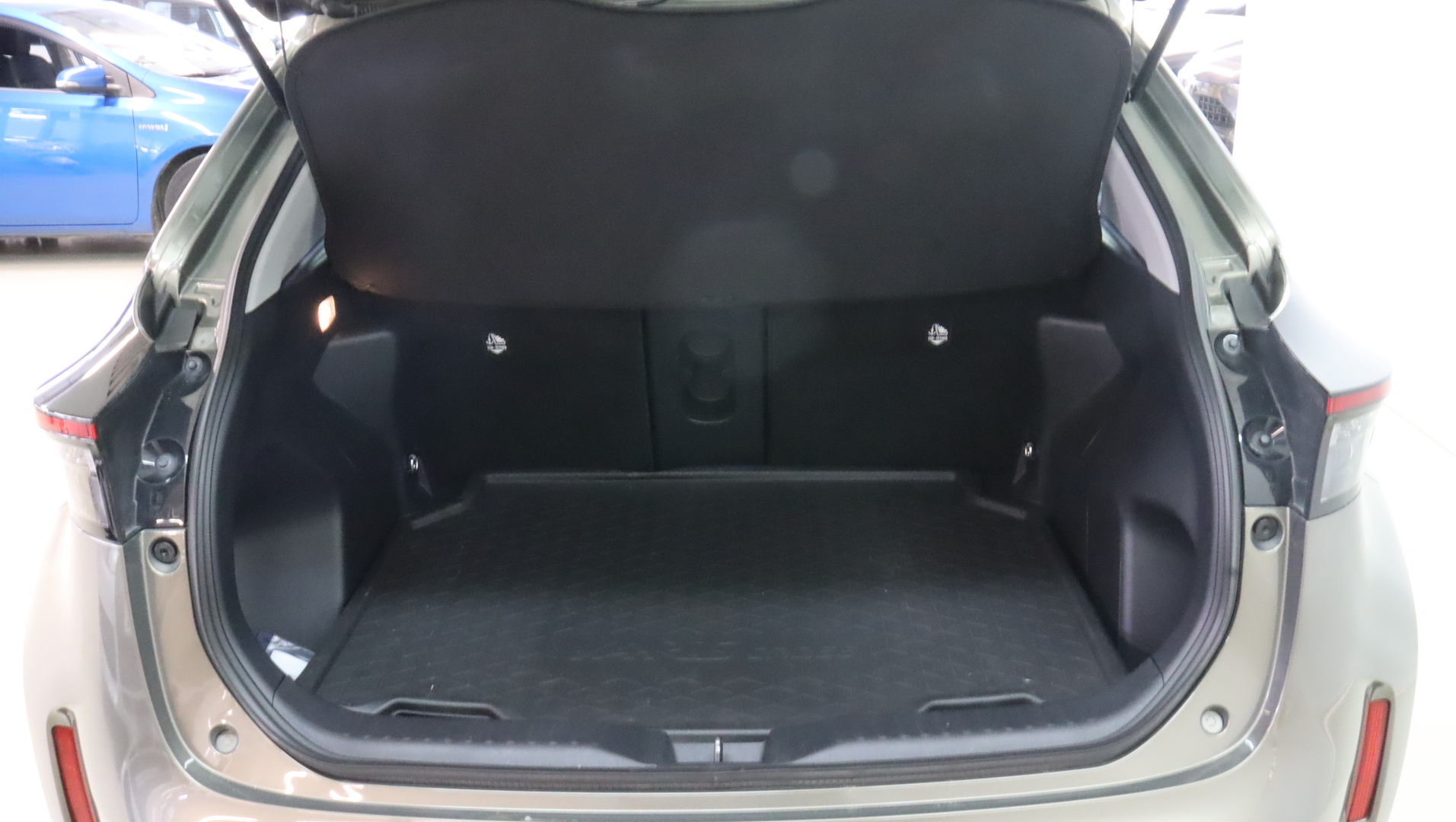 TOYOTA Yaris Cross 2024