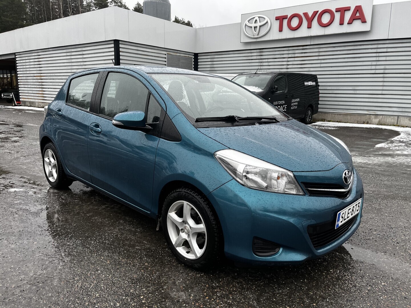 TOYOTA Yaris 2014