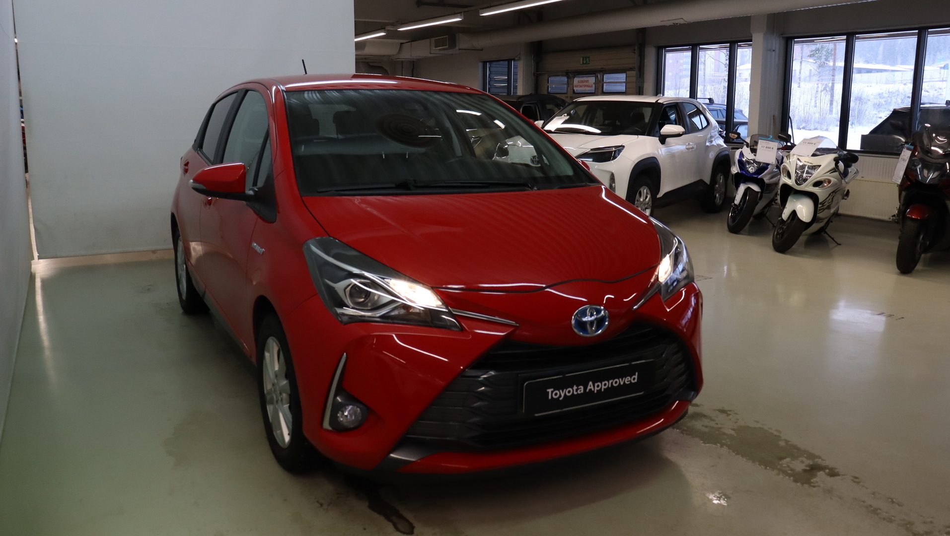 TOYOTA Yaris 2020