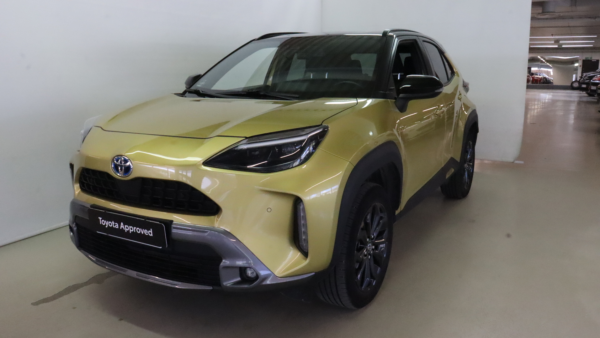 TOYOTA Yaris Cross 2023