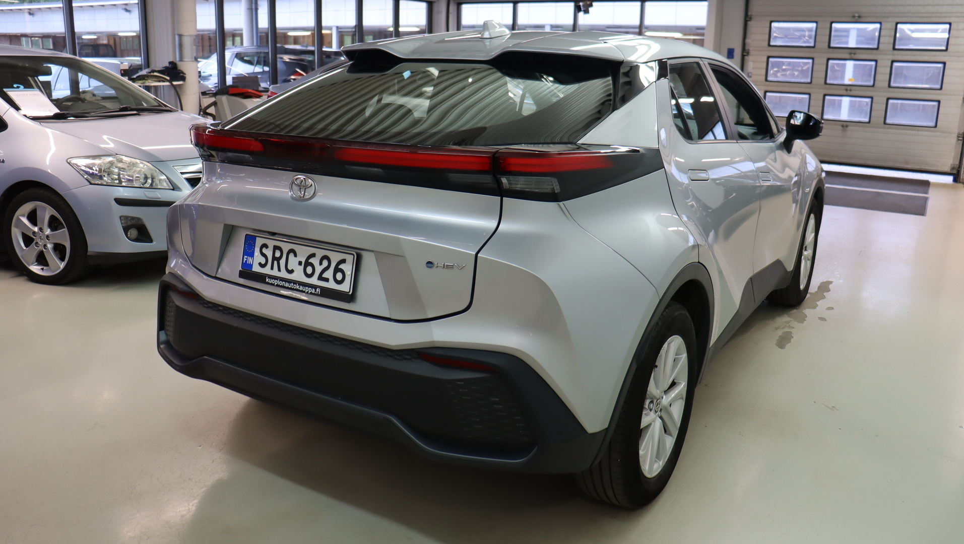 TOYOTA C-HR 2024