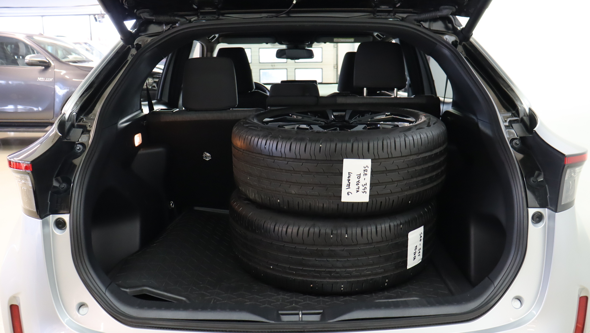 TOYOTA Yaris Cross 2024