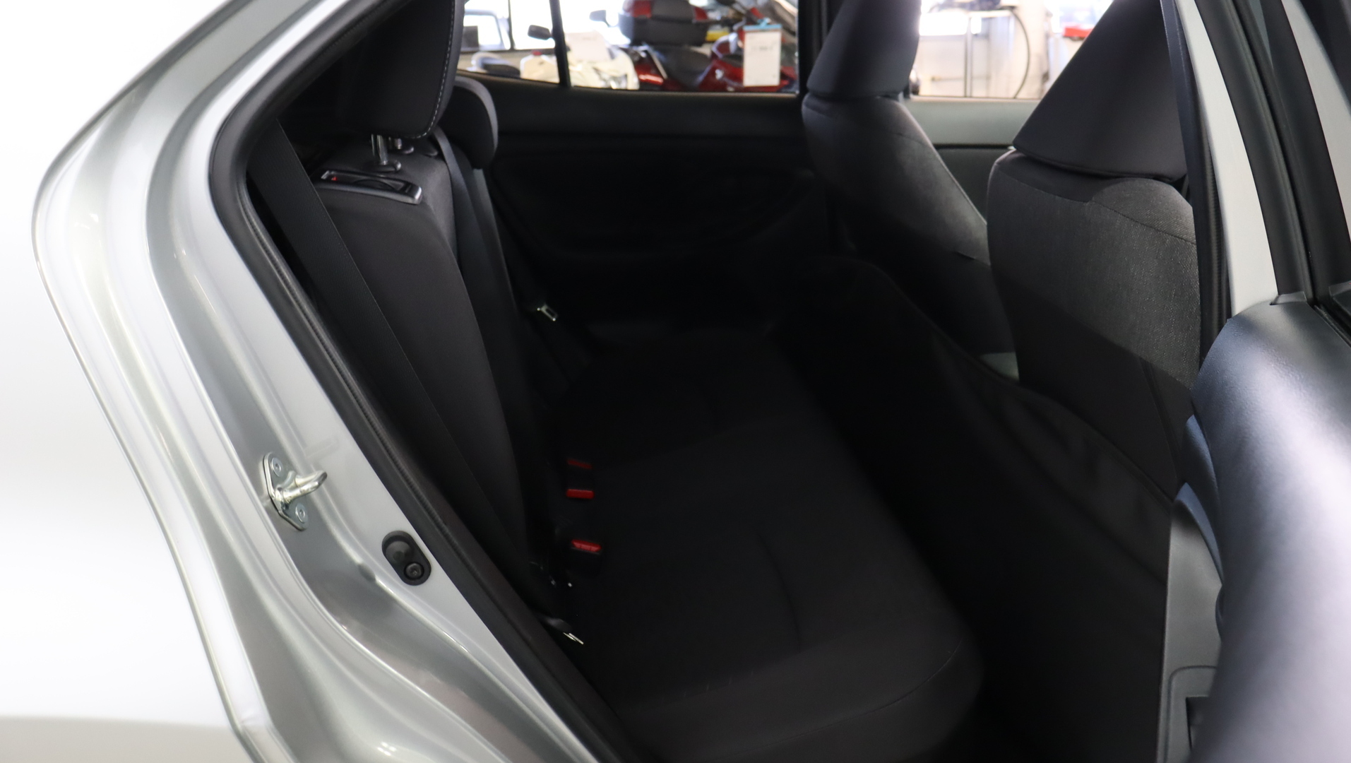 TOYOTA Yaris Cross 2024