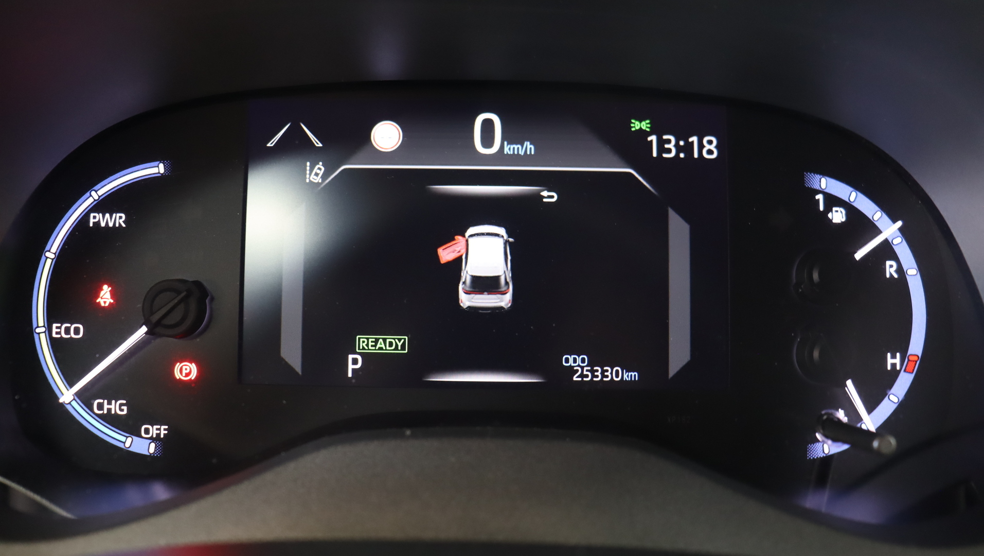 TOYOTA Yaris Cross 2024