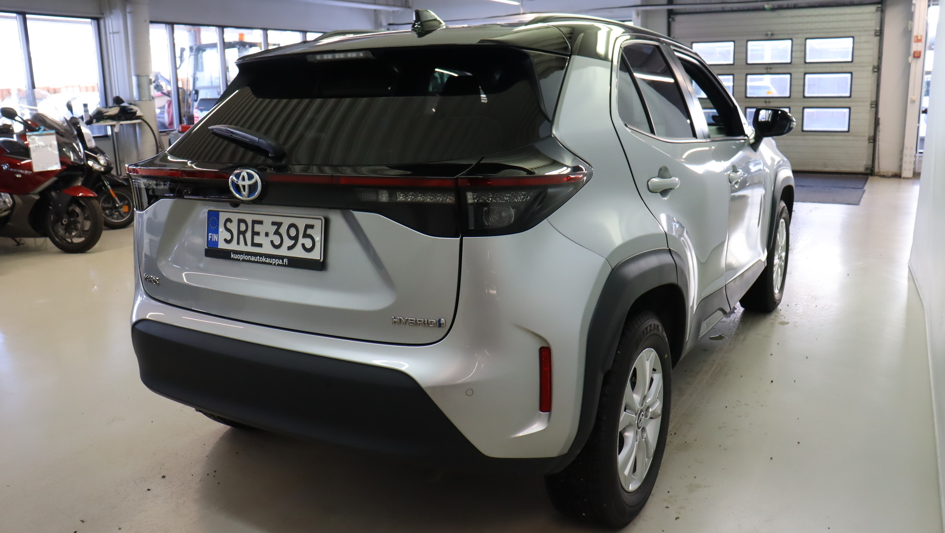 TOYOTA Yaris Cross 2024