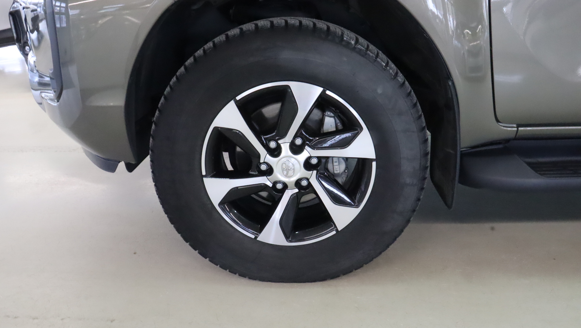 TOYOTA Hilux 2021