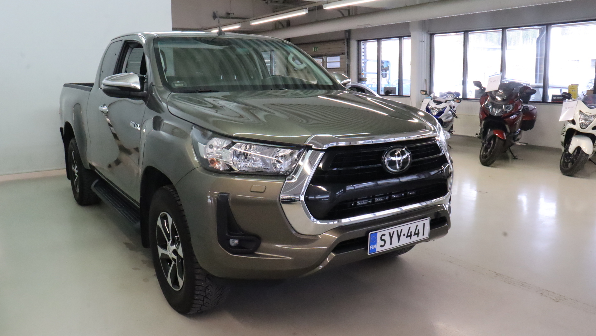 TOYOTA Hilux 2021