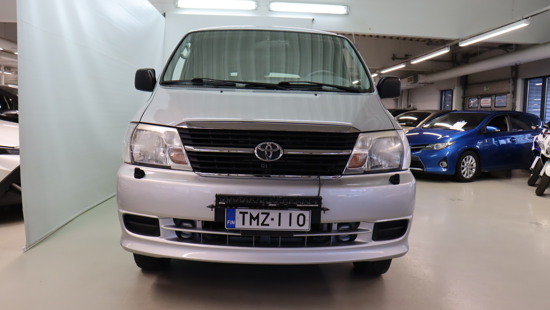 TOYOTA Hiace 2010