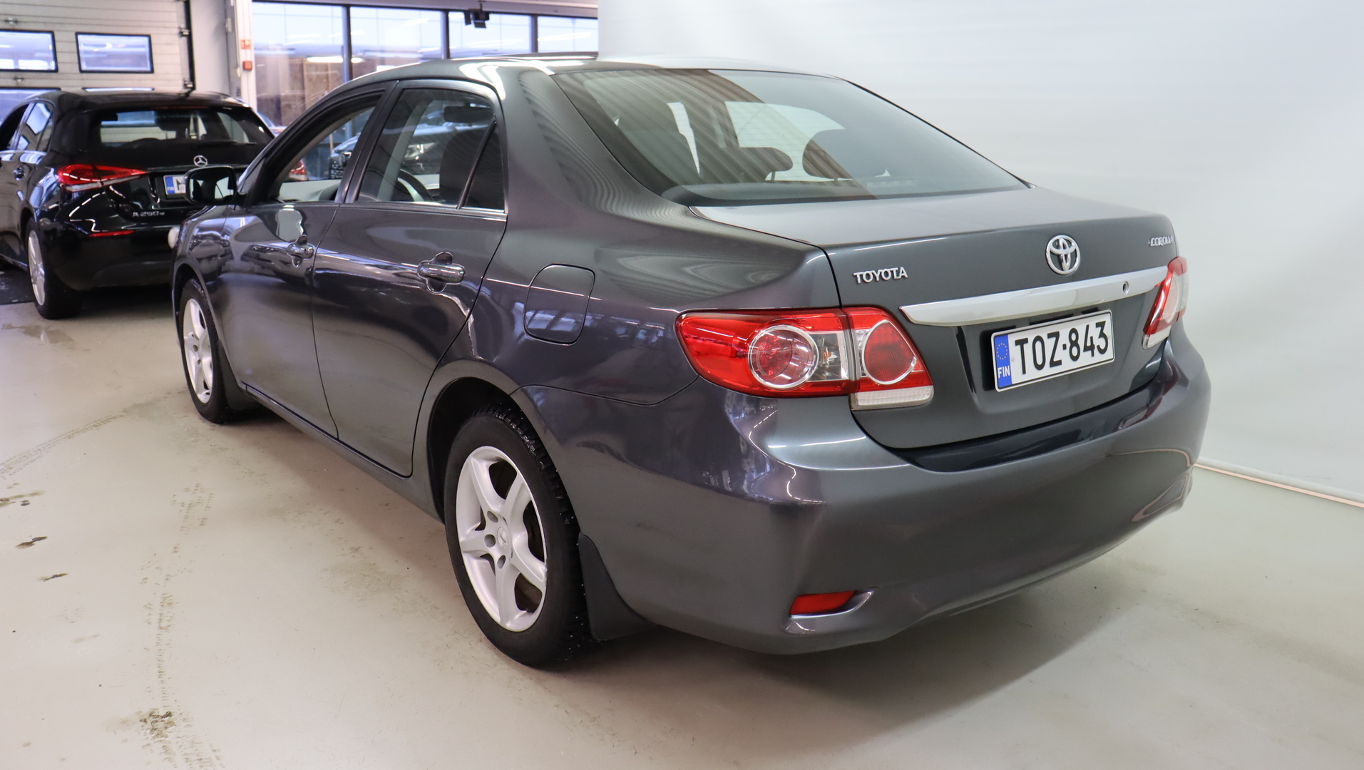 TOYOTA Corolla 2011