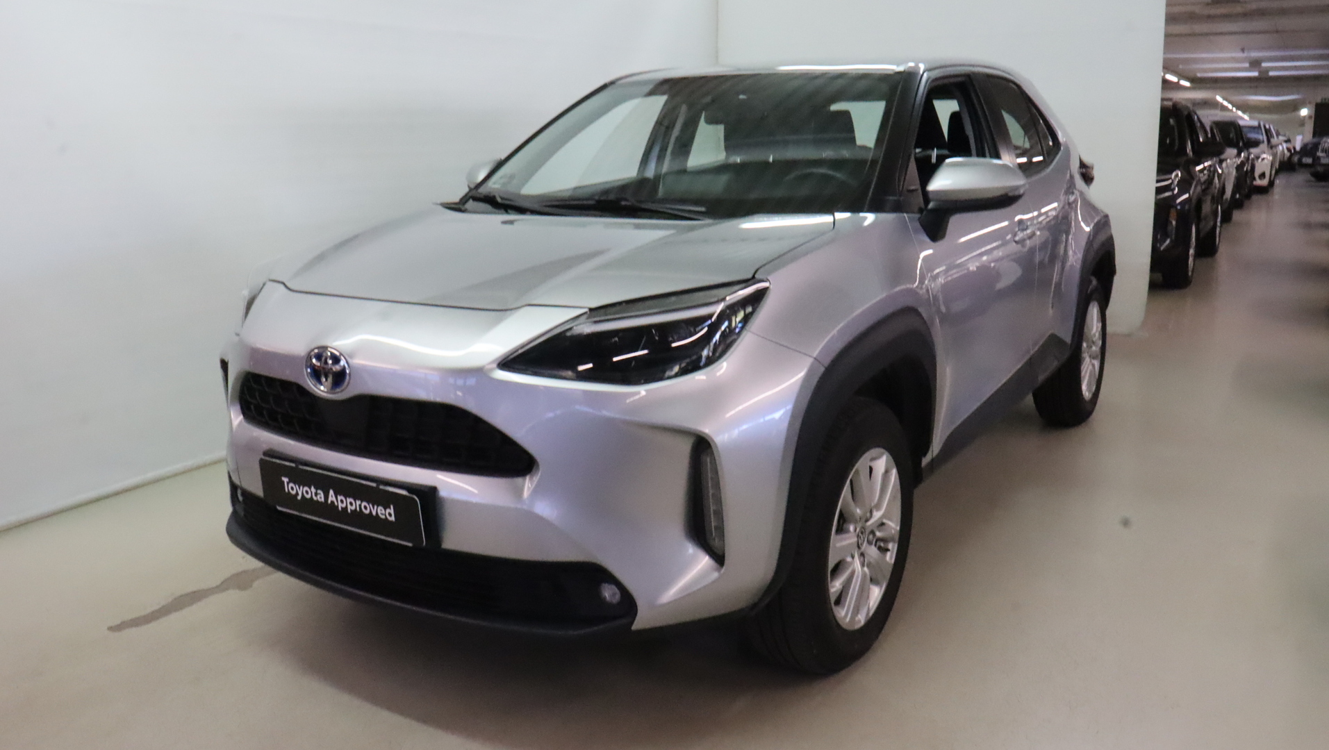 TOYOTA Yaris Cross 2024