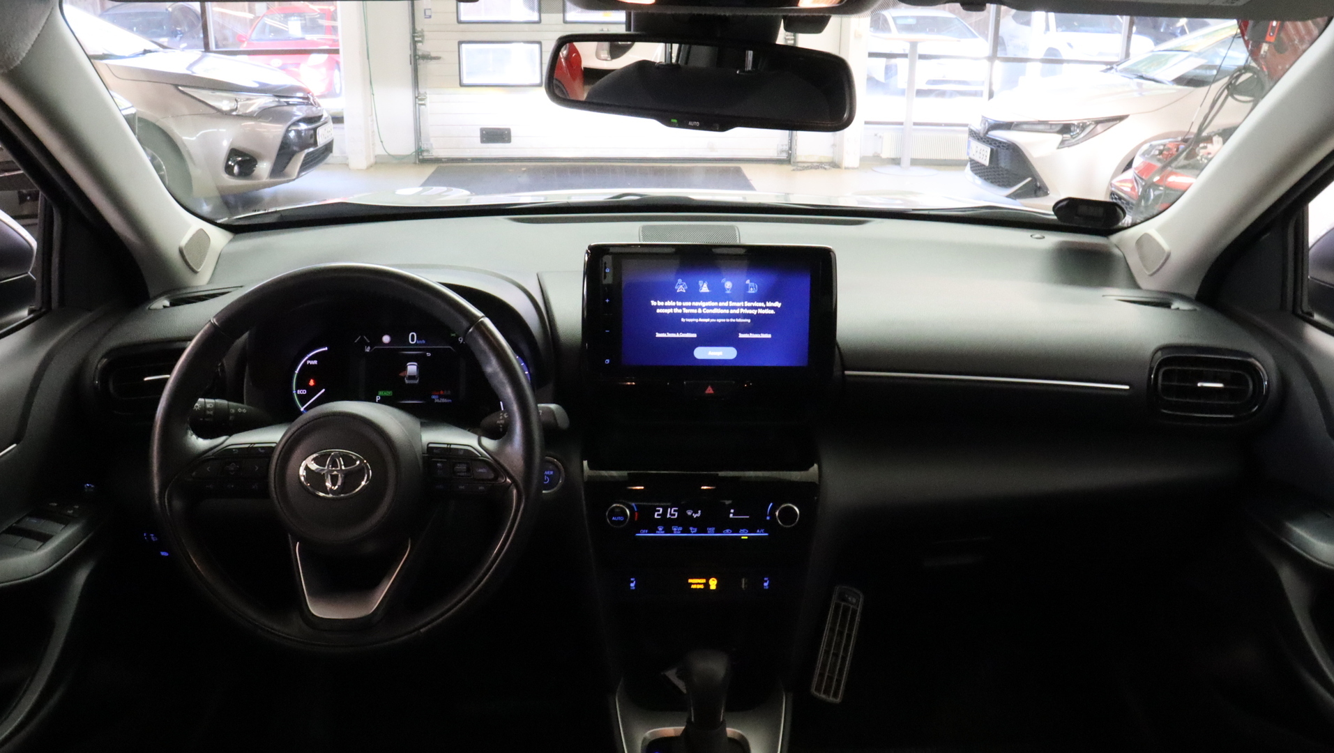 TOYOTA Yaris Cross 2024