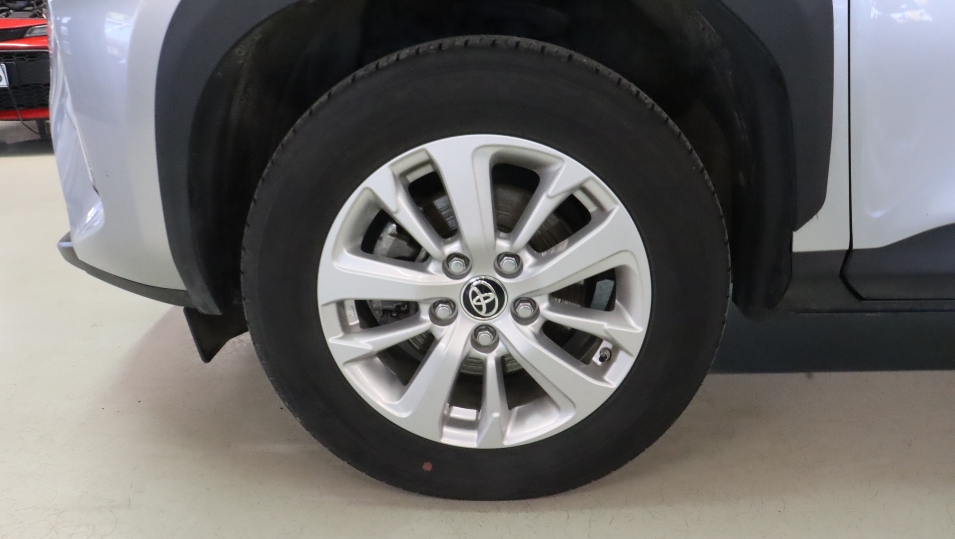 TOYOTA Yaris Cross 2024