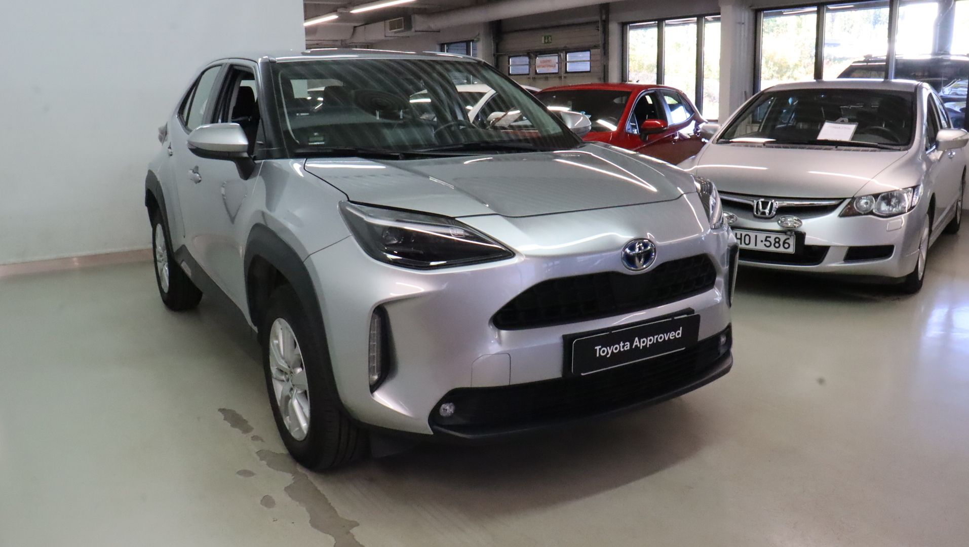 TOYOTA Yaris Cross 2024