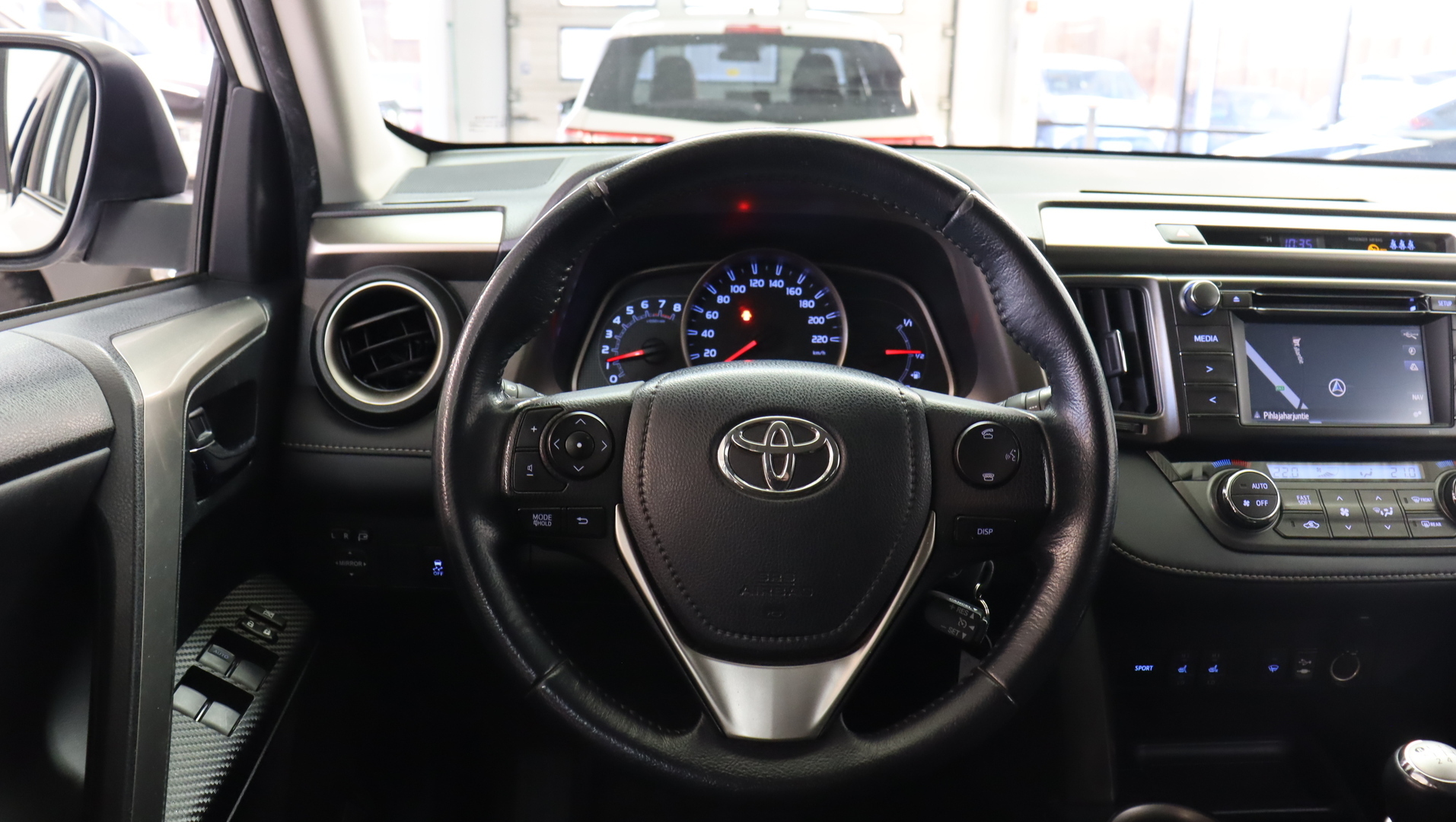TOYOTA RAV4 2015
