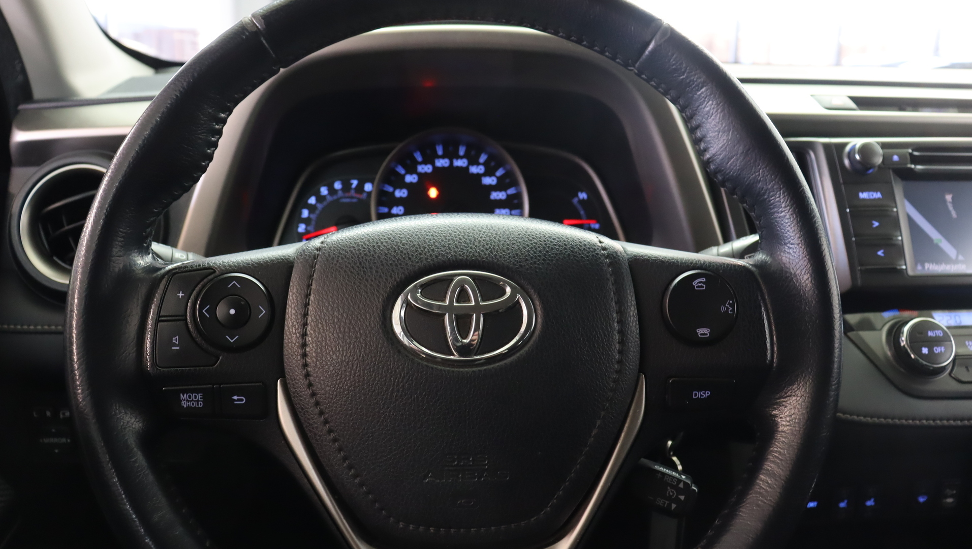 TOYOTA RAV4 2015