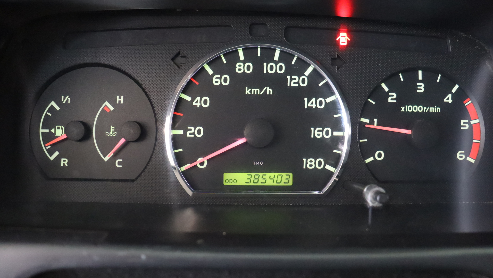 TOYOTA Hiace 2010