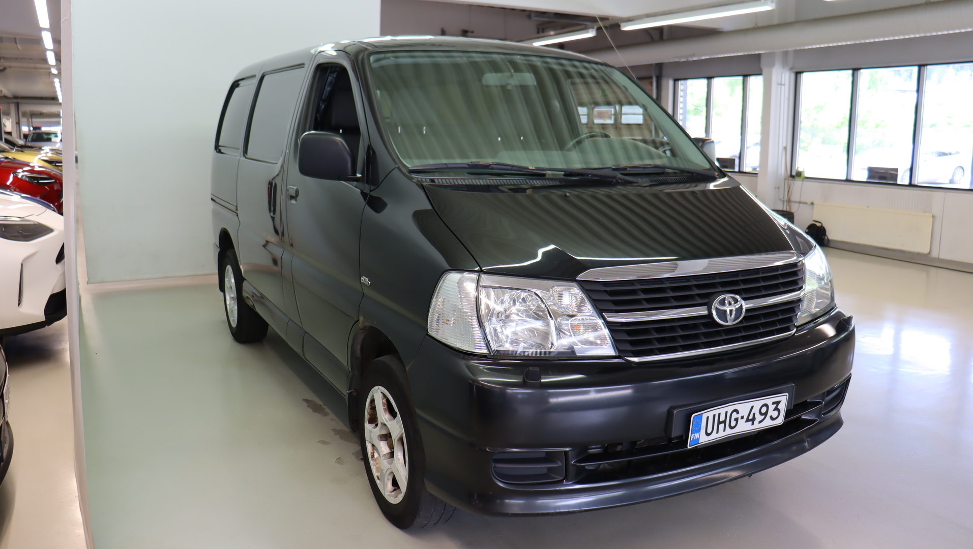TOYOTA Hiace 2010