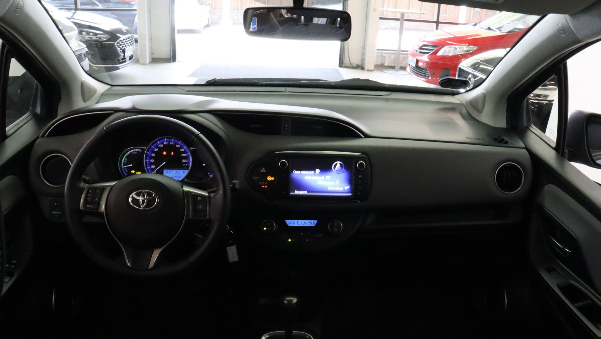 TOYOTA Yaris 2014