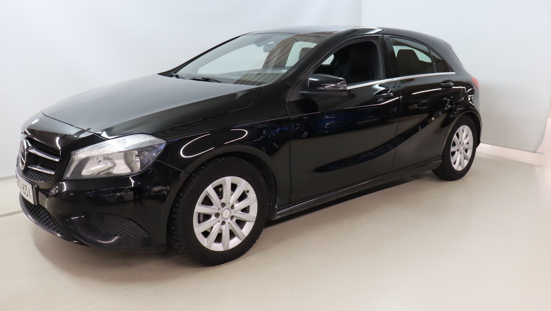 MERCEDES-BENZ A 2014