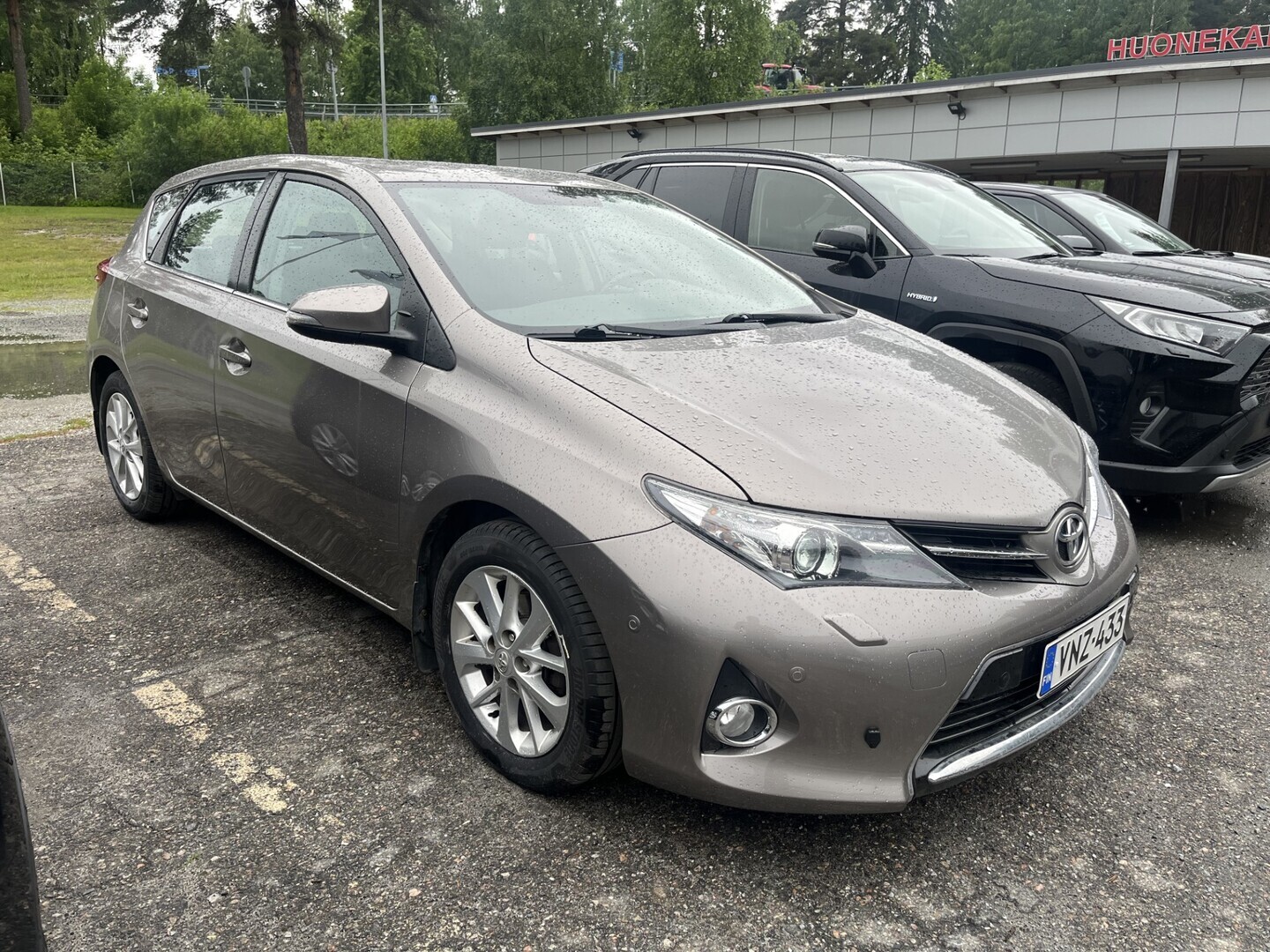 TOYOTA Auris 2013