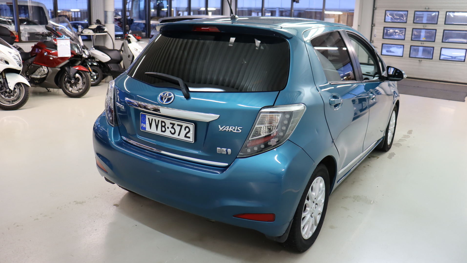 TOYOTA Yaris 2013