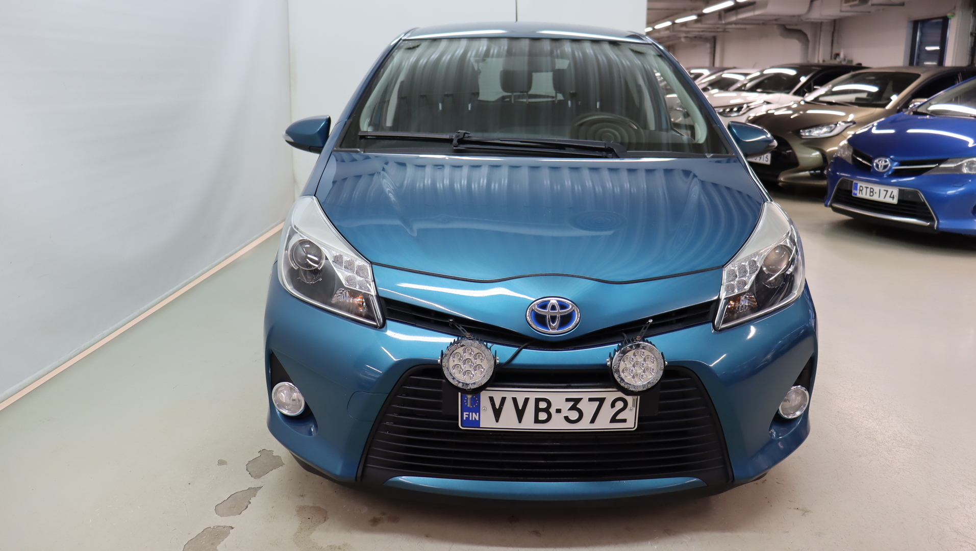 TOYOTA Yaris 2013