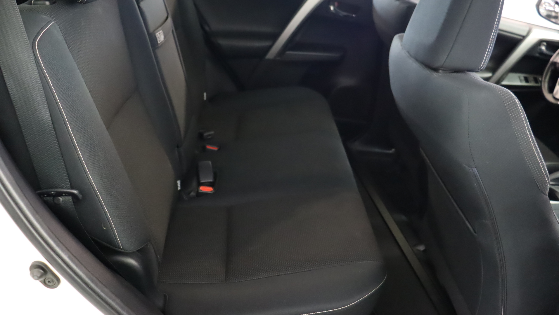 TOYOTA RAV4 2016