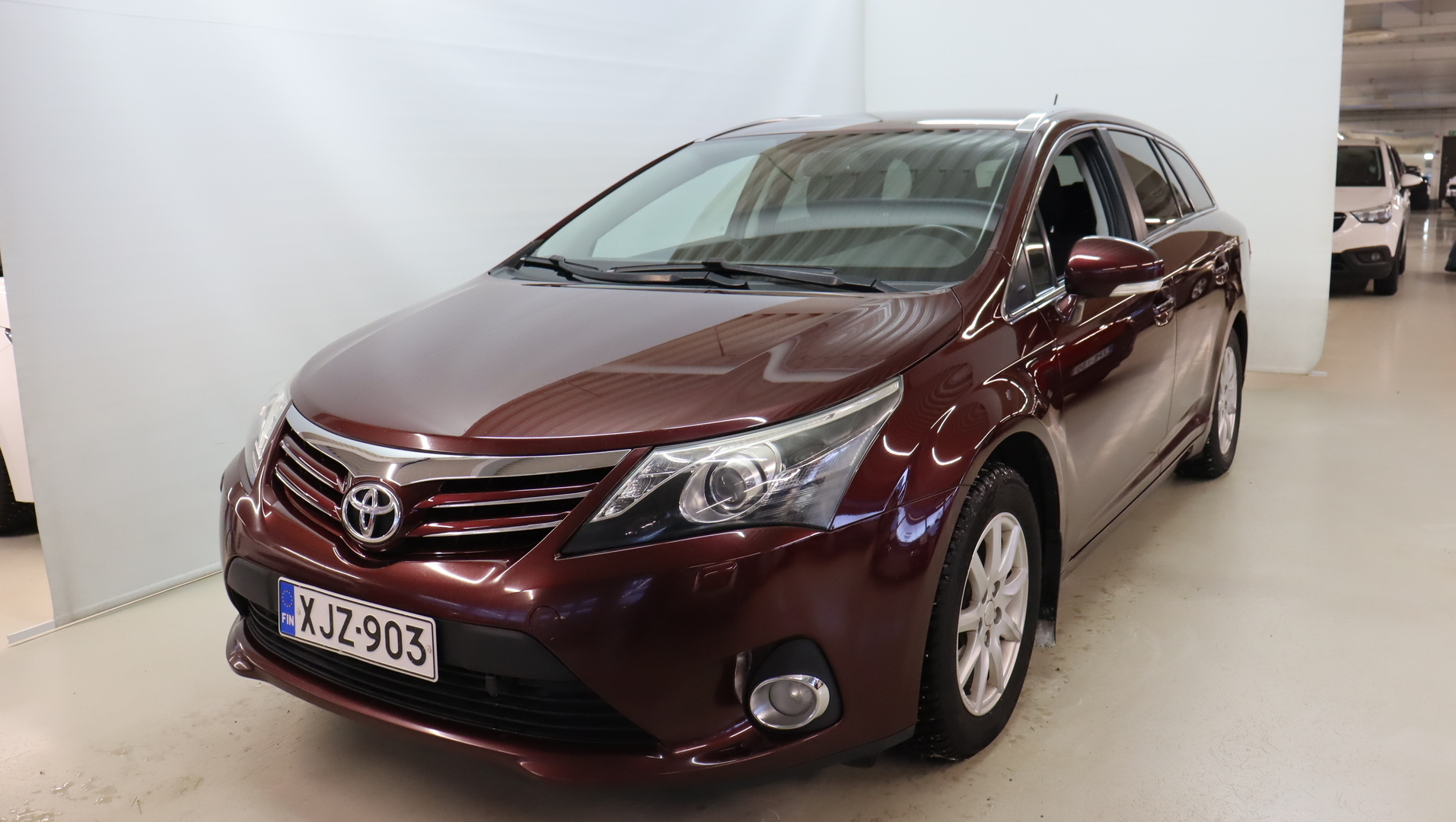 TOYOTA Avensis 2012