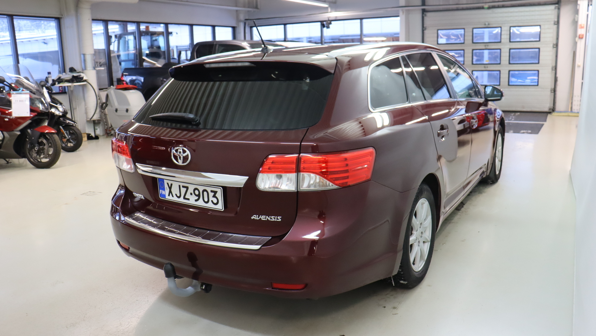 TOYOTA Avensis 2012