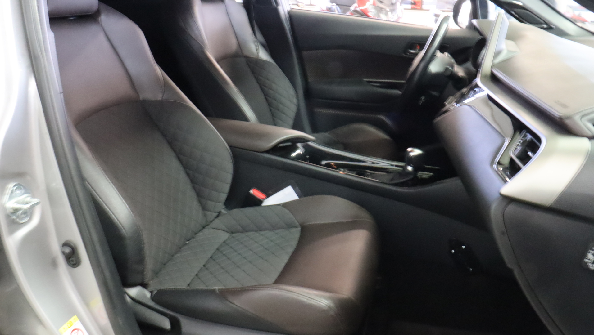 TOYOTA C-HR 2020