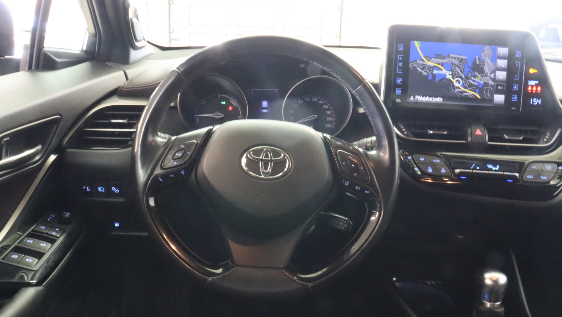TOYOTA C-HR 2020