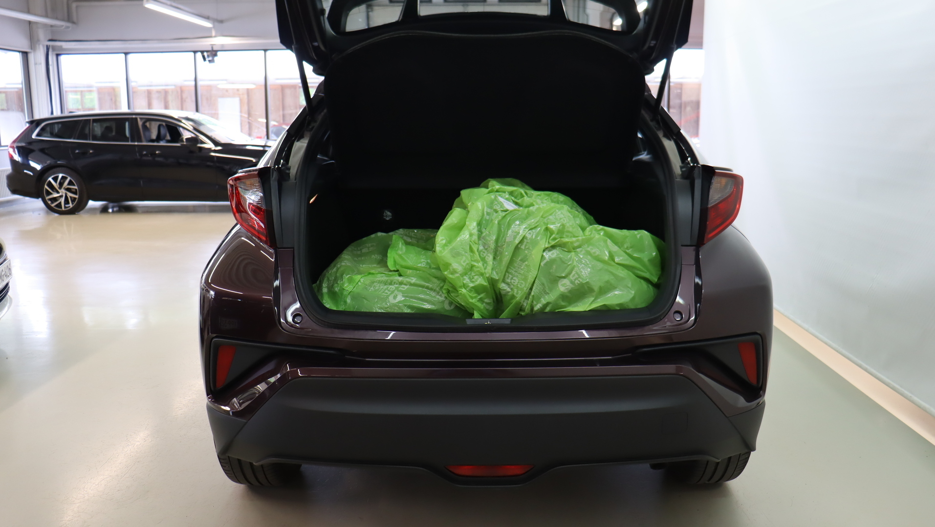 TOYOTA C-HR 2023