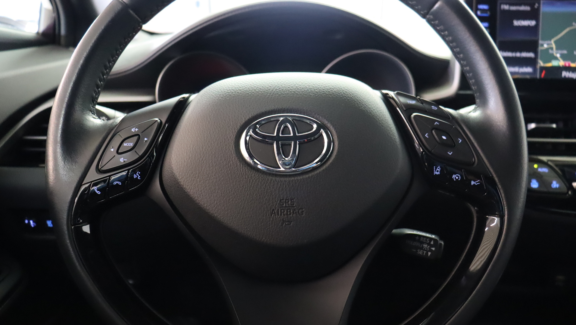 TOYOTA C-HR 2023