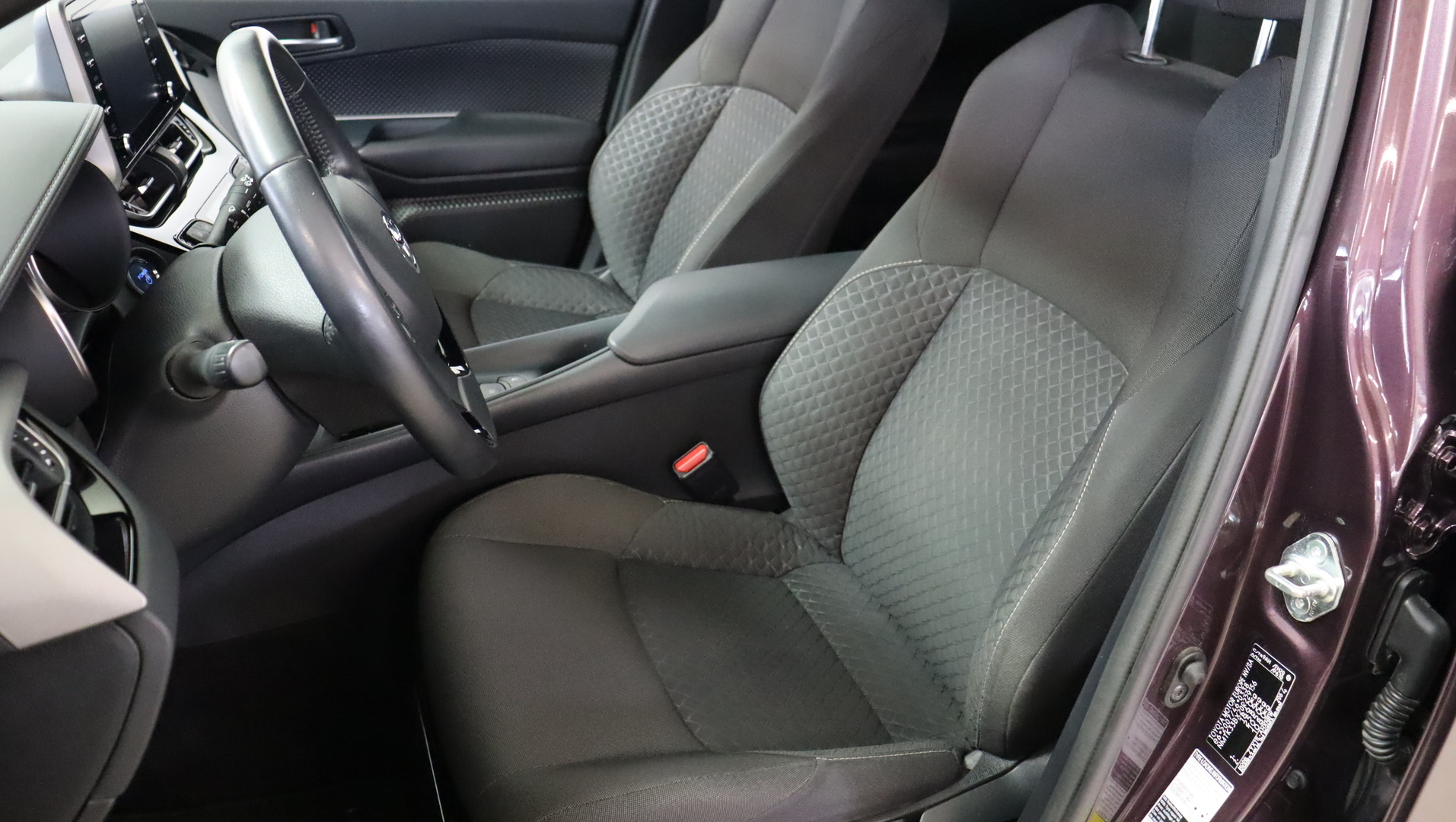 TOYOTA C-HR 2023
