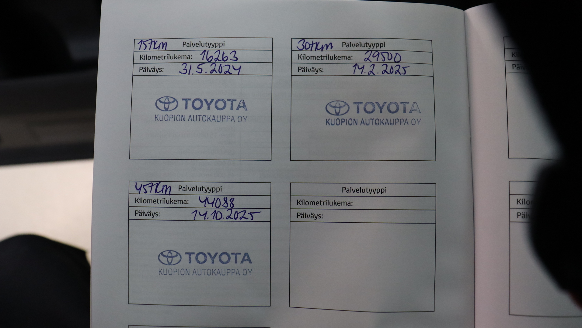 TOYOTA bZ4X 2023