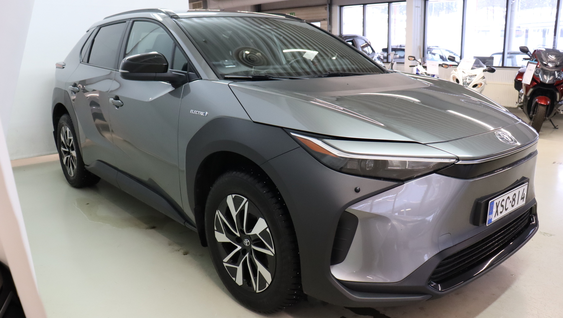 TOYOTA bZ4X 2023