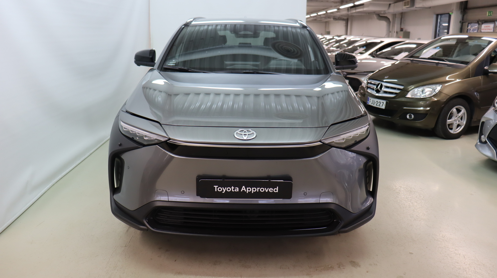 TOYOTA bZ4X 2024