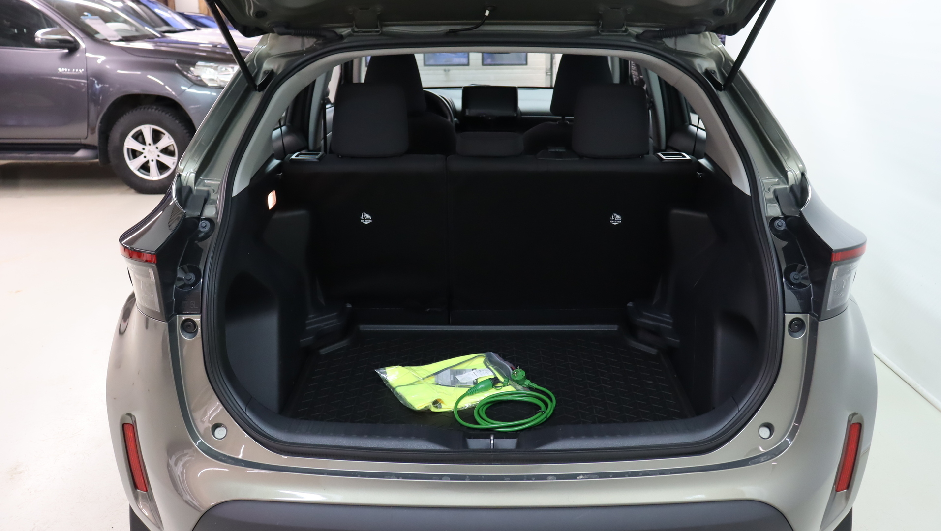 TOYOTA Yaris Cross 2025