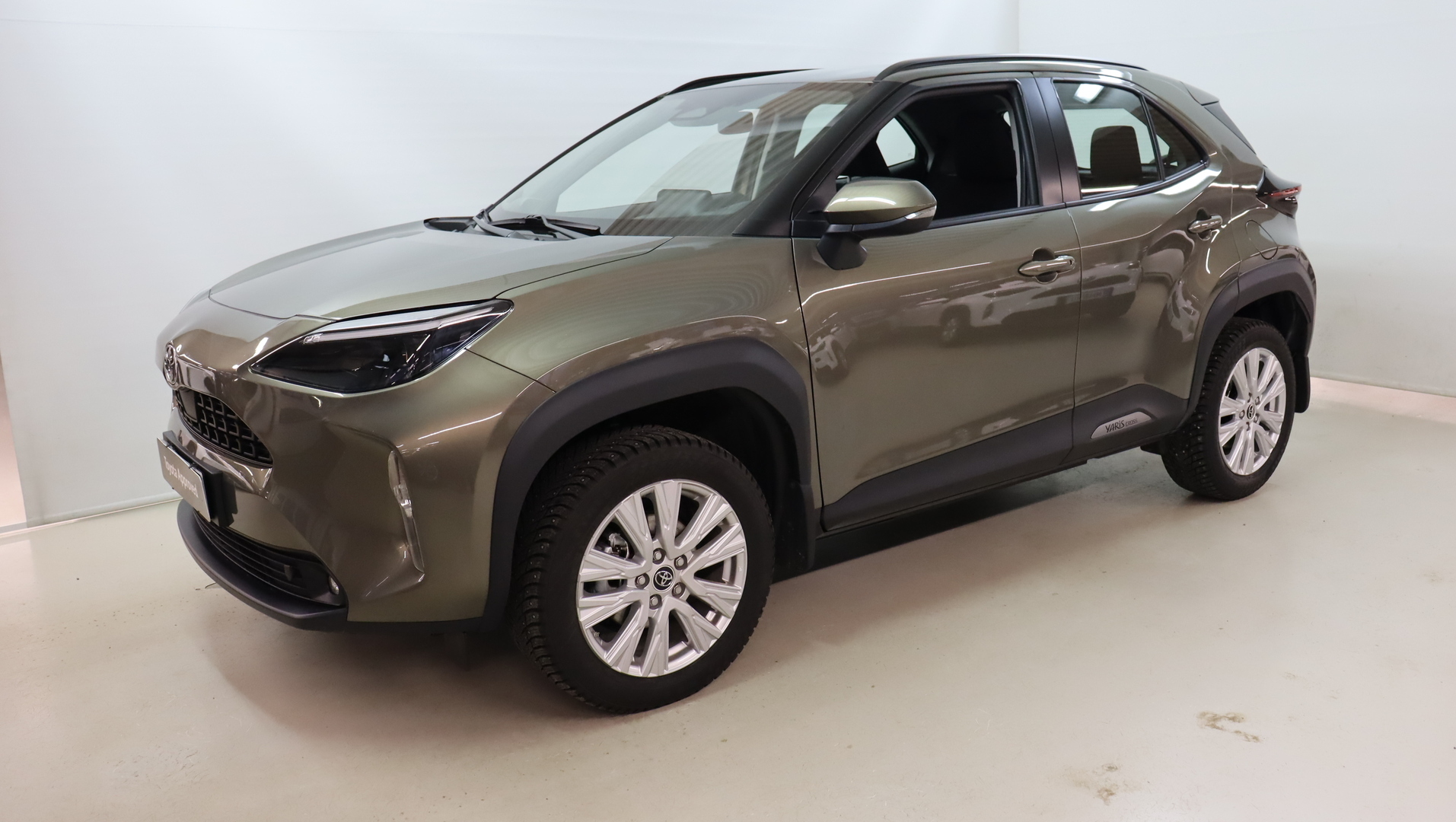 TOYOTA Yaris Cross 2025