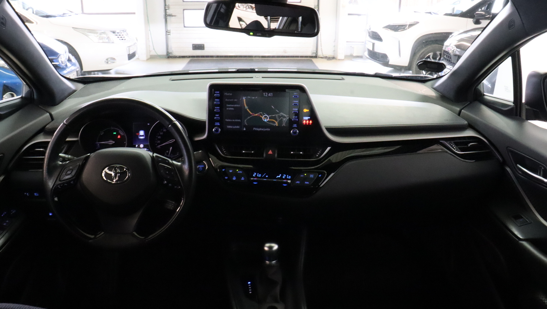 TOYOTA C-HR 2021