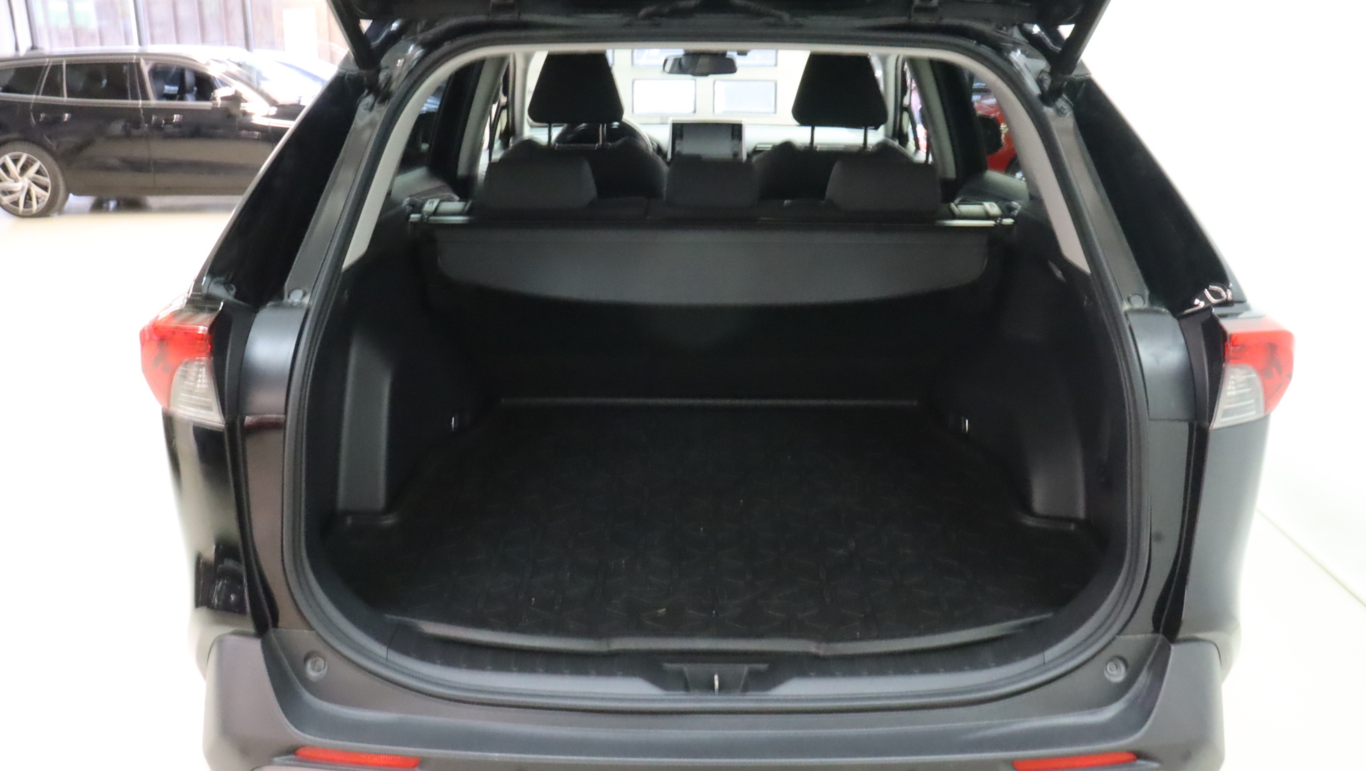 TOYOTA RAV4 2021