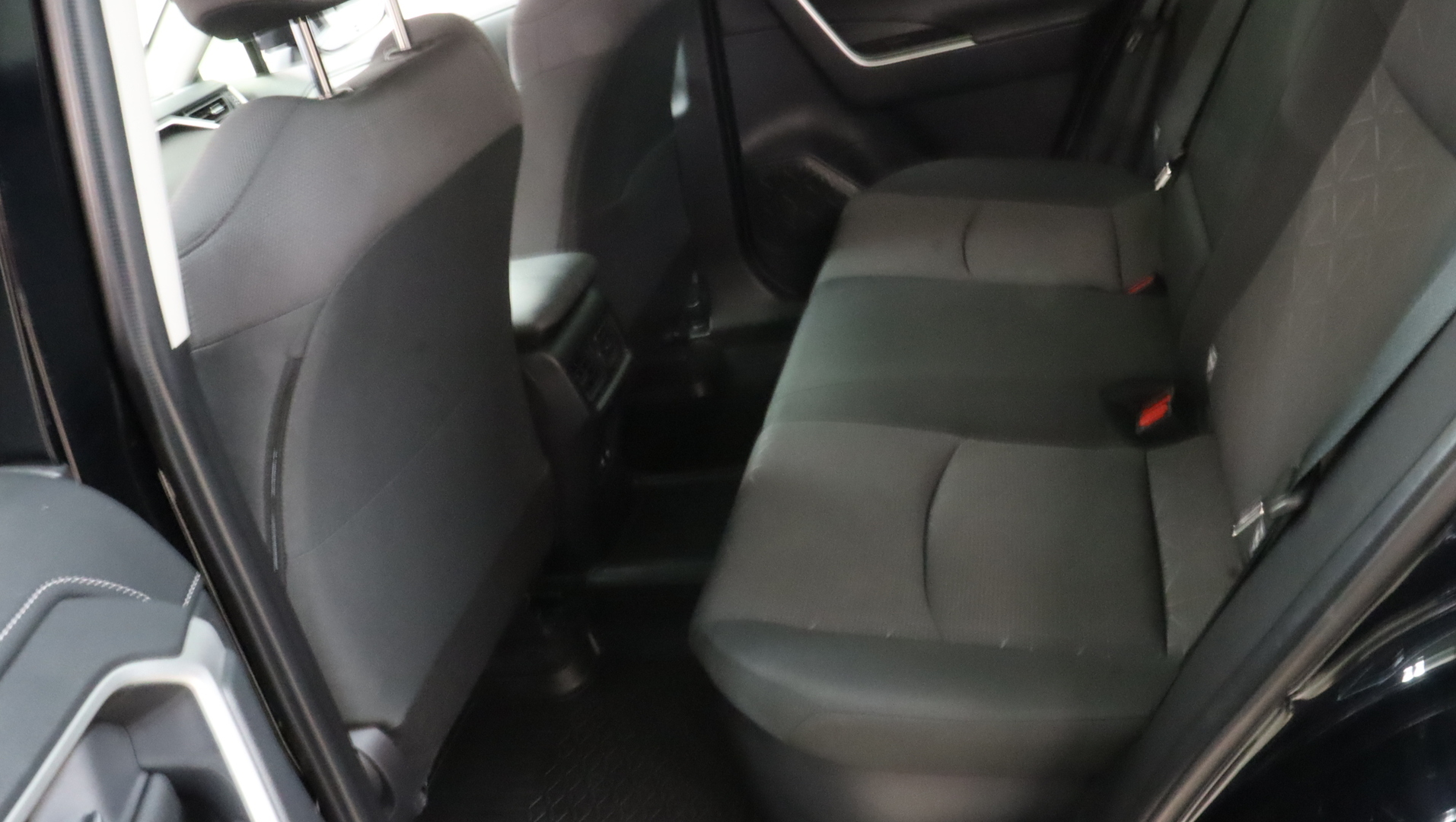TOYOTA RAV4 2021
