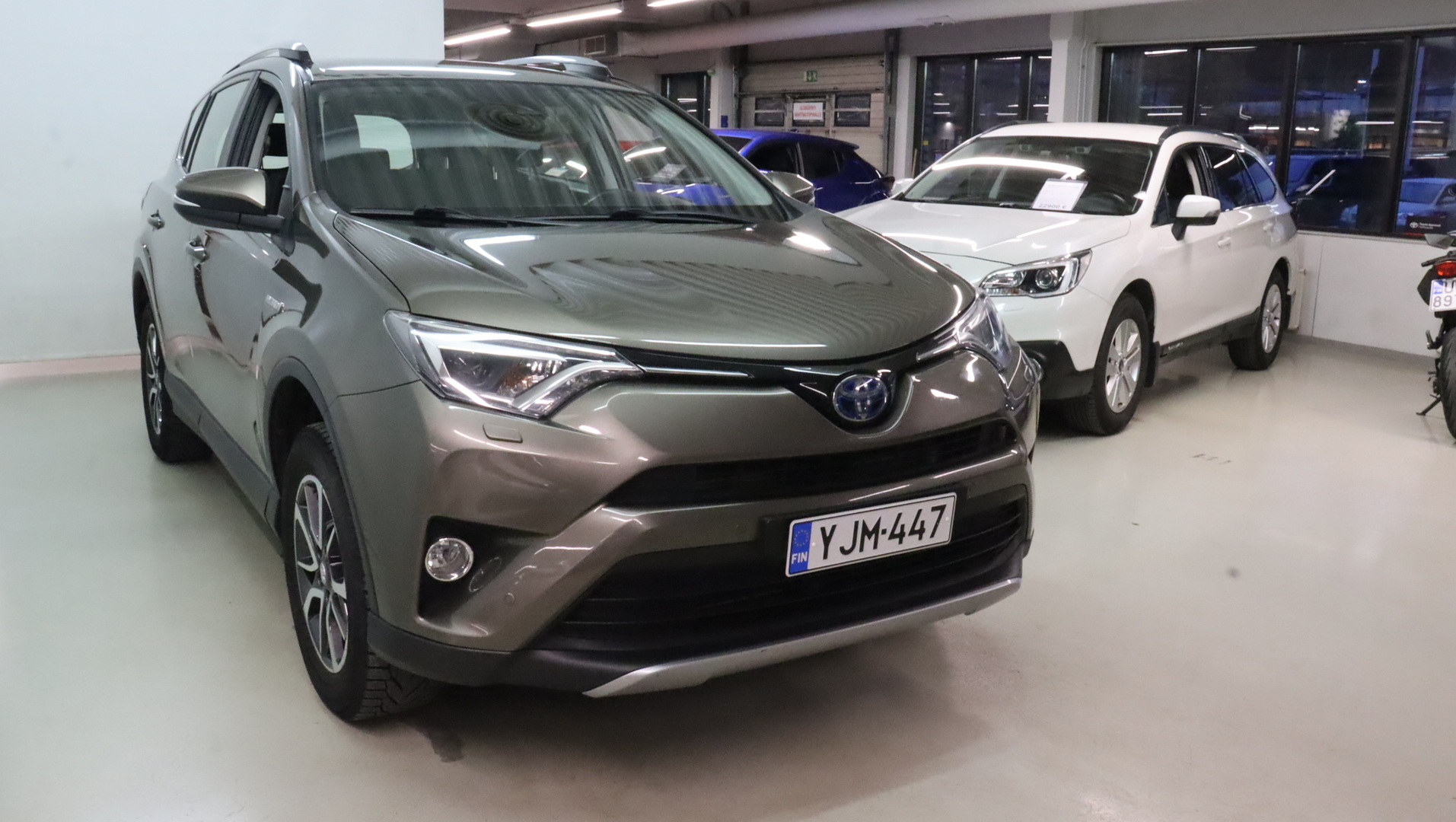 TOYOTA RAV4 2018