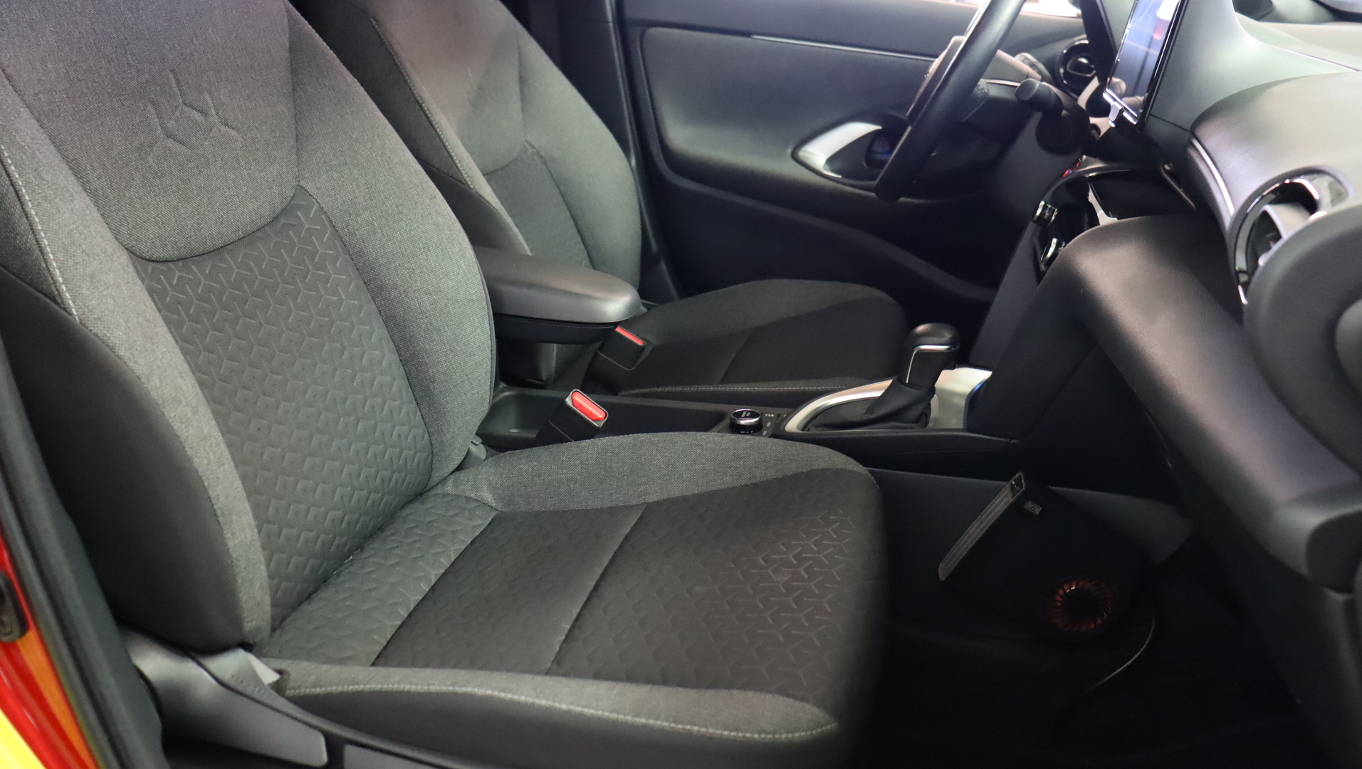 TOYOTA Yaris Cross 2022