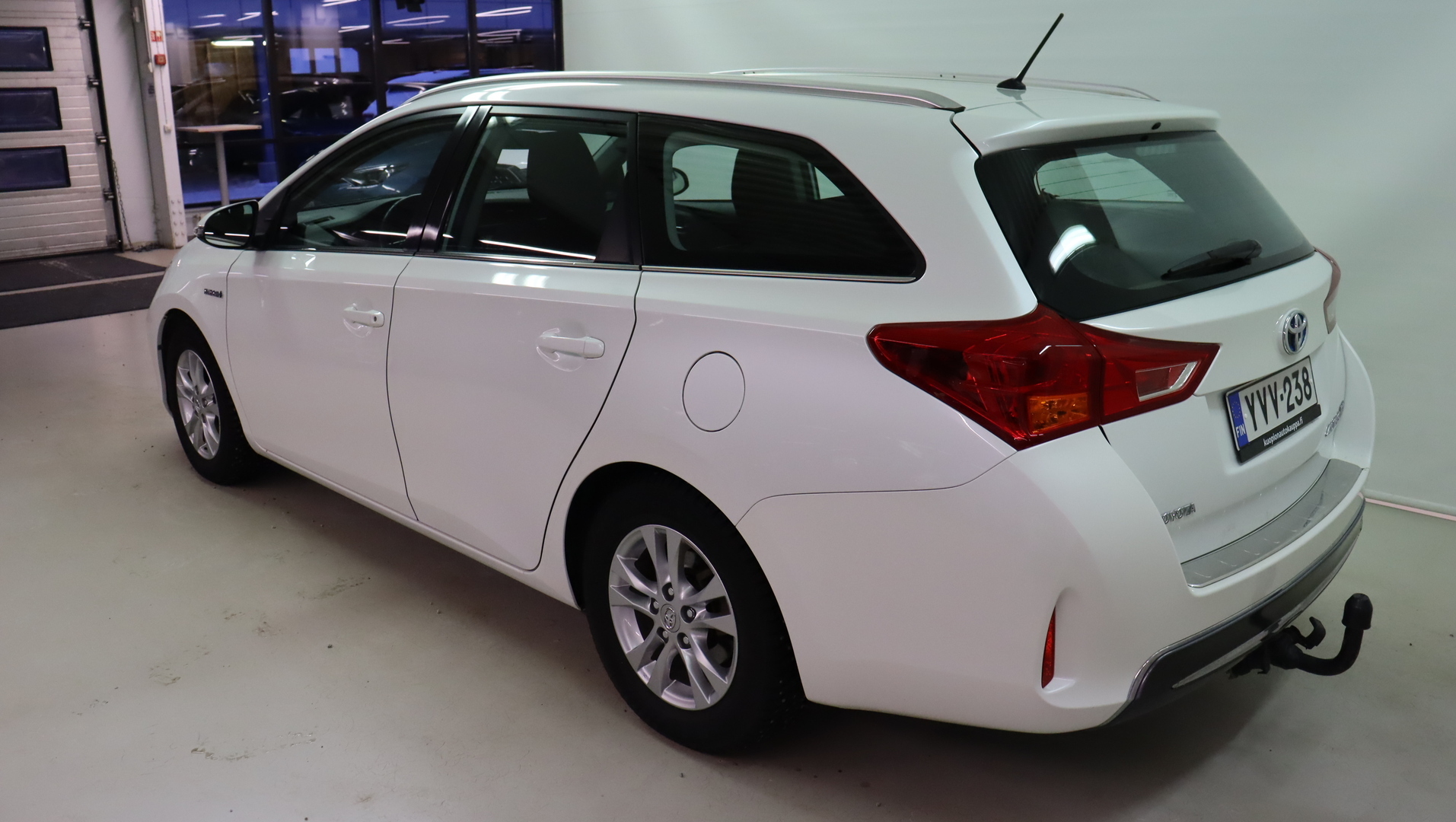 TOYOTA Auris 2013