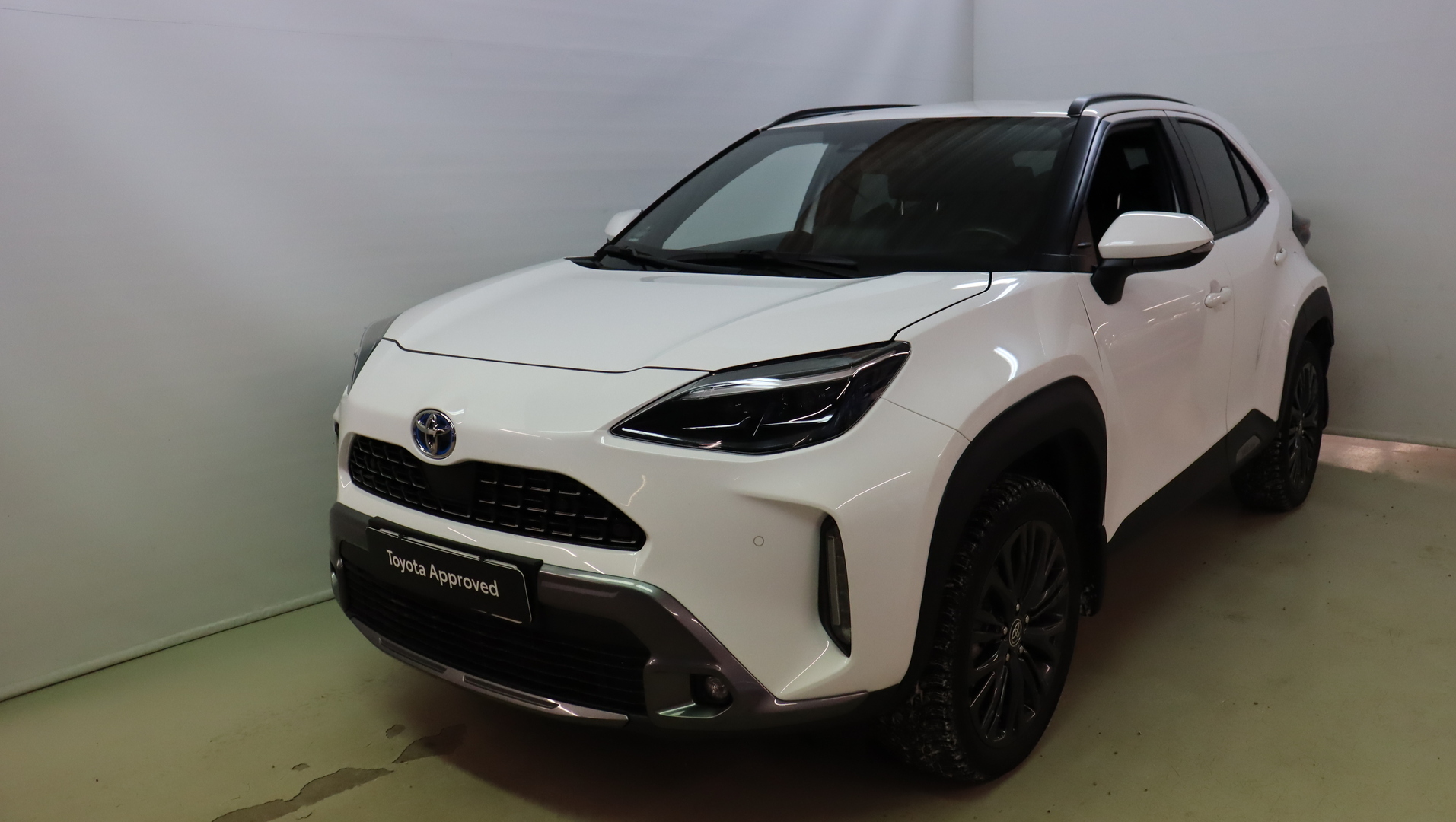 TOYOTA Yaris Cross 2024