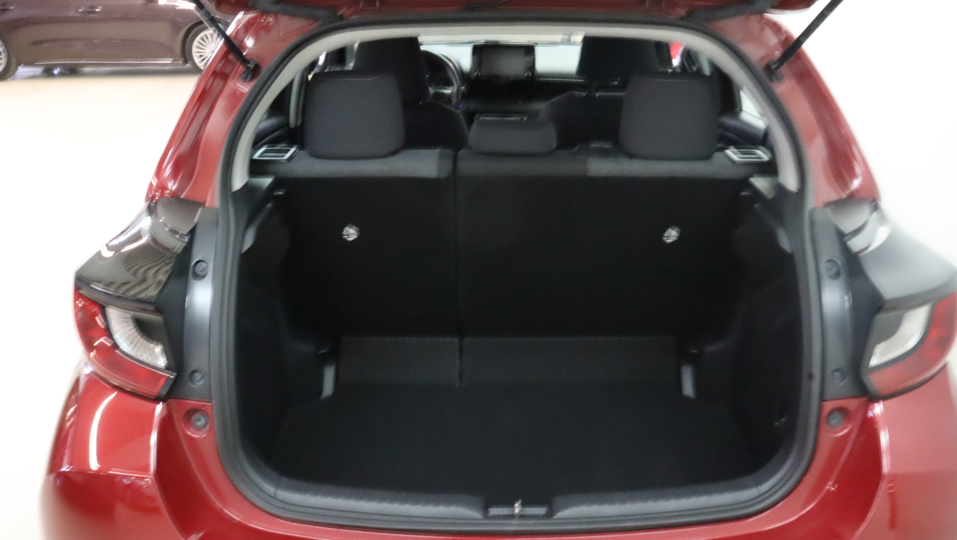TOYOTA Yaris 2021