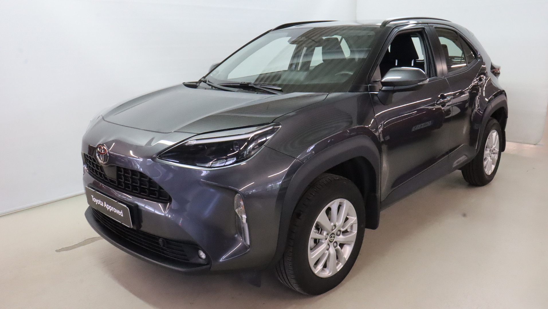 TOYOTA Yaris Cross 2025