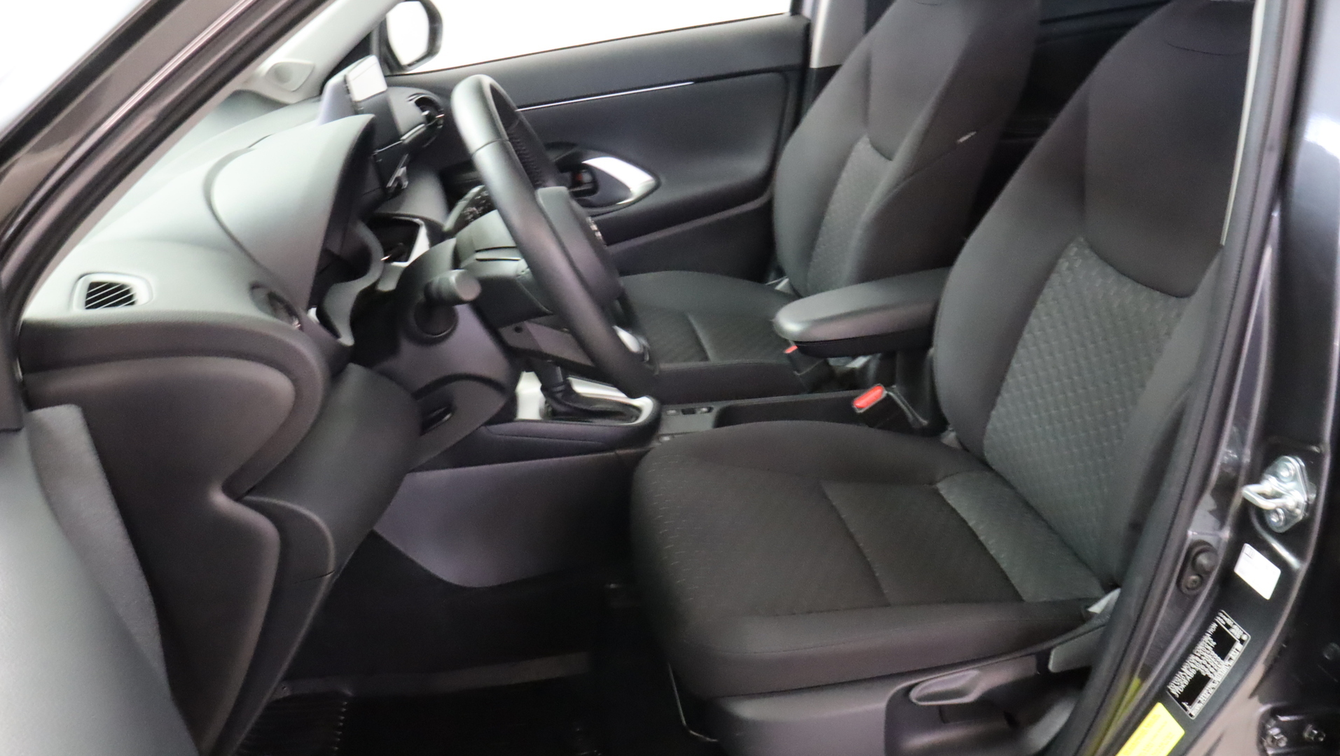 TOYOTA Yaris Cross 2025